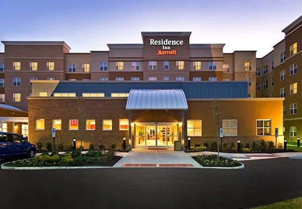 By Marriott Airport